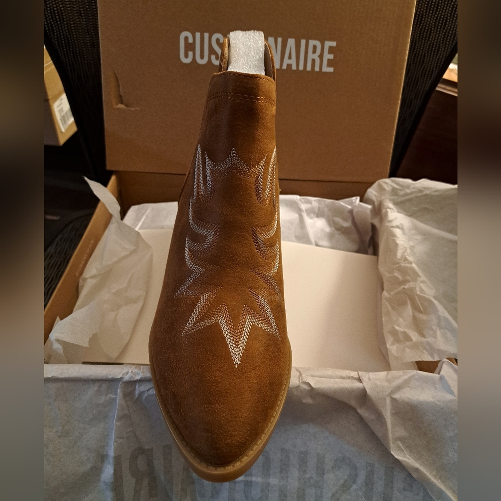 CUSHIONAIRE Western Boots BRAND NEW size 8 EMBROIDERED stacked heel BROWN - Picture 5 of 7